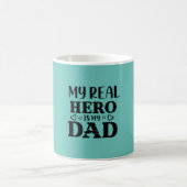 私のヒーローは実在パパギフトが私のヒーローである モーフィングマグカップ (中央)