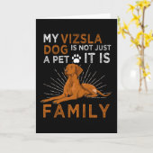 私のビズラ犬は私の家族である カード (黄色い花)