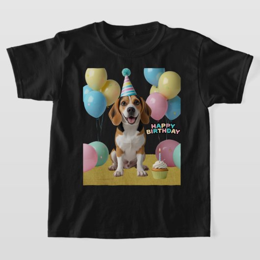 私のビーグルと誕生日の喜び Tシャツ (レイダウン)