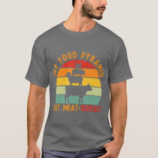 私のピラミッド食べ型の食べ物は肉おもしろい愛好家を反復 Tシャツ