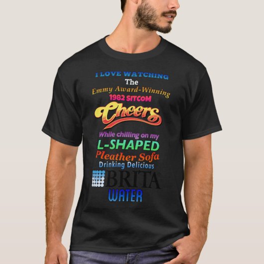 私のフェザーソファの女の子の家族からのシットコム Tシャツ (正面)