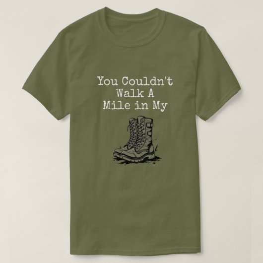 "私のブーツで一歩" Tシャツ (デザイン正面)