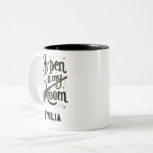 私のペンは私の箒名前をカスタムするハロウィンマグ ツートーンマグカップ (正面左)