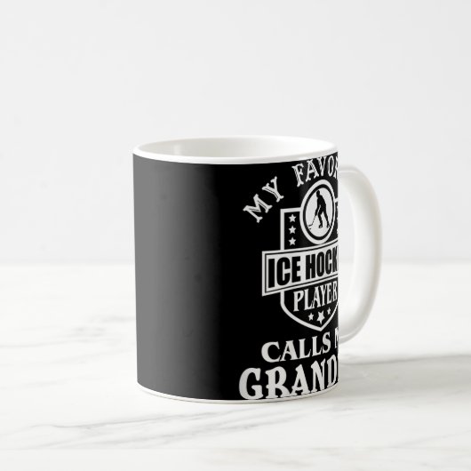私のホッケーお気に入りのプレーヤーは私におばあちゃんアイスホックと呼ぶ コーヒーマグカップ (正面右)