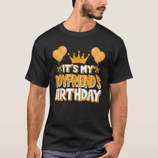 私のボーイフレンドの誕生祝い家族Ma Tシャツ (正面)