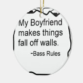 私のボーイフレンドは壁を離れて事をころびます作ります。 低音 セラミックオーナメント (左)