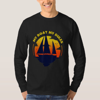 私のボート私のルールキャプテンボートPontoon Tシャツ