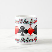 私のポーカーフェースによってだまされないで下さい コーヒーマグカップ (中央)