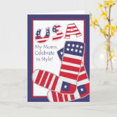 私のママの愛国的な靴下の両方のための7月4日 カード (黄色い花)