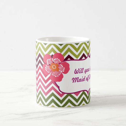 私のメイド・オブ・オーナー(花嫁付き添い人)のマグです コーヒーマグカップ (中央)