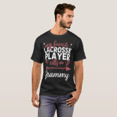 私のラクロス選手お気に入りは私をグランマと呼ぶ Tシャツ (正面フル)