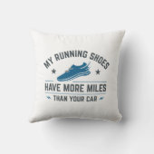 私のランニング靴は君の車より大きい クッション (裏面)