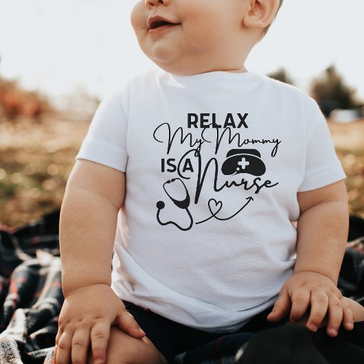 私のリラックス母はナースの母のナースギフトおもしろいである ベビーボディスーツ