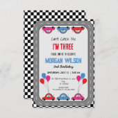 私のレースカーの誕生日パーティーをキャッチできない 招待状 (正面/裏面)