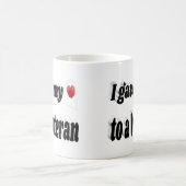 私の与えハートは退役軍人ブラック文字 コーヒーマグカップ (中央)
