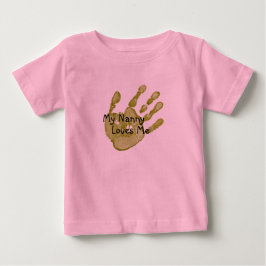 「私の乳母は私を愛している」 – 緑 ベビーTシャツ