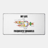 私の人生は頻繁にDNA複製ユーモアを解き明かす デスクマット (正面)