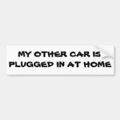 私の他の車は家庭でプラグを差し込まれます バンパーステッカー (正面)