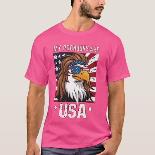 私の代名詞はアメリカおもしろいの7月4日のイーグル Tシャツ (正面)