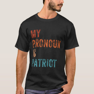 私の代名詞は愛国的な共和党の保守的だ Tシャツ