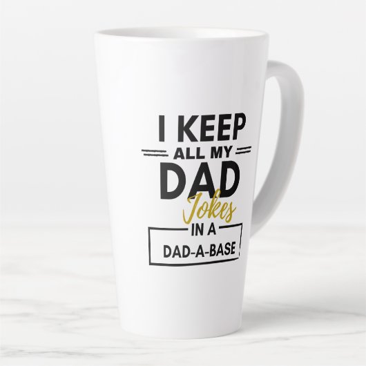 私の保全てのパパは私がパパAベースのコーヒーMでジョークを飛ばす カフェラテマグ (右アングル)