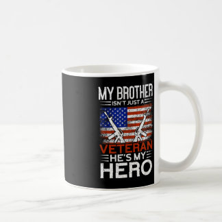 私の兄は私のヒーロー誇りを持ったアメリカの退役軍人 コーヒーマグカップ