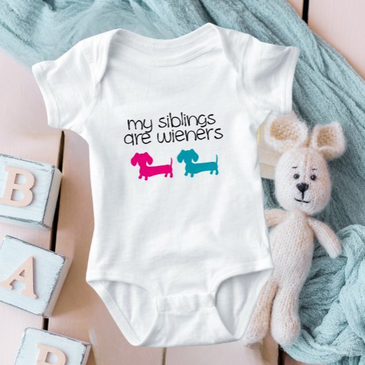 私の兄弟姉妹はウィーナーズダシュントベビー服 ベビーボディスーツ