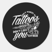 私の入れ墨も気にしないでおもしろいね ラウンドシール (正面)