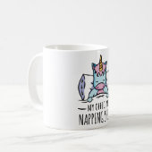 私の公式の寝相のユニコーンと私のシャツ コーヒーマグカップ (正面左)
