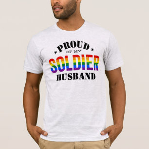 私の兵士の夫の軍隊ゲイプライドの誇りを持った Tシャツ