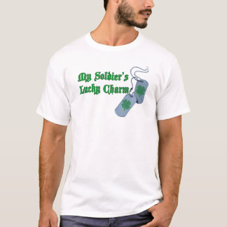私の兵士の幸運なチャームのTシャツ Tシャツ
