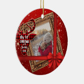 私の初めてのクリスマスと金ゴールドフレーム赤い弓の写真 セラミックオーナメント (右)