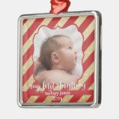 私の初めてのクリスマスの赤および金ゴールドのストライプのオーナメント メタルオーナメント (左)