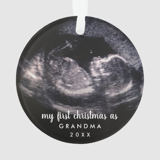 私の初めてのクリスマスはおばあちゃんの超音波写真 オーナメント (裏面)