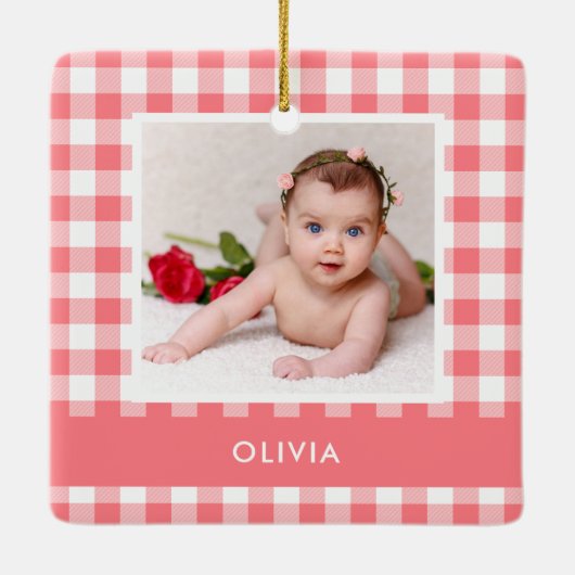私の初めてのクリスマスピンクバッファロープレイドベビー写真 セラミックオーナメント (裏面)