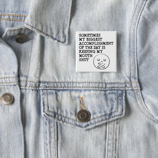 私の口によって締められるおもしろいなボタンのバッジPinを保つこと 缶バッジ (インサイチュ)