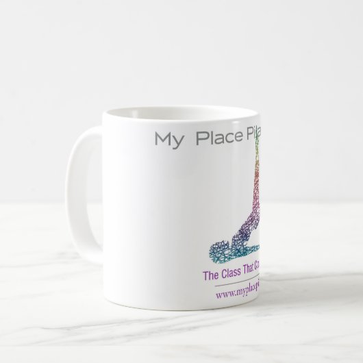 私の場所のPilatesのロゴのマグ コーヒーマグカップ (正面左)