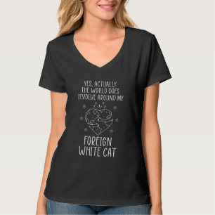 私の外国産の白猫中心の世界観 Tシャツ