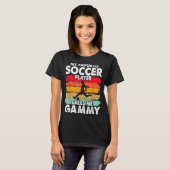 私の大好きなサッカー選手がババアと呼ぶレトロデザイン Tシャツ (正面フル)