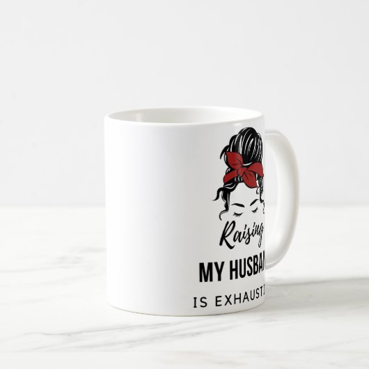 私の夫の赤パンのコーヒーマグを上げる コーヒーマグカップ (正面右)