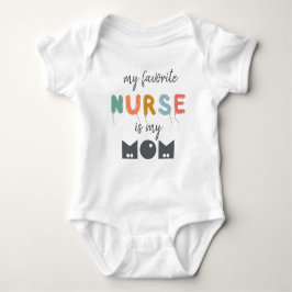私の好きな看護師はママ かわいいパーソナライズド ベビーボディスーツ