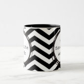 私の好みの変人 ツートーンマグカップ (中央)