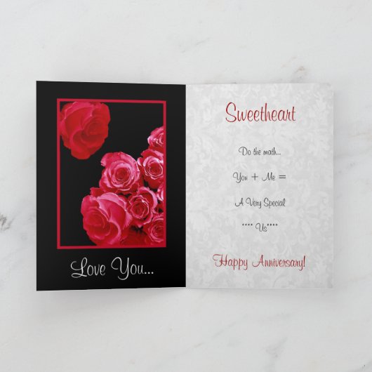 私の妻に赤いバラの幸せな記念日 カード (内部)