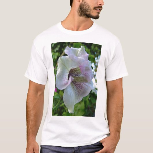 私の妻の花のコレクション Tシャツ (正面)