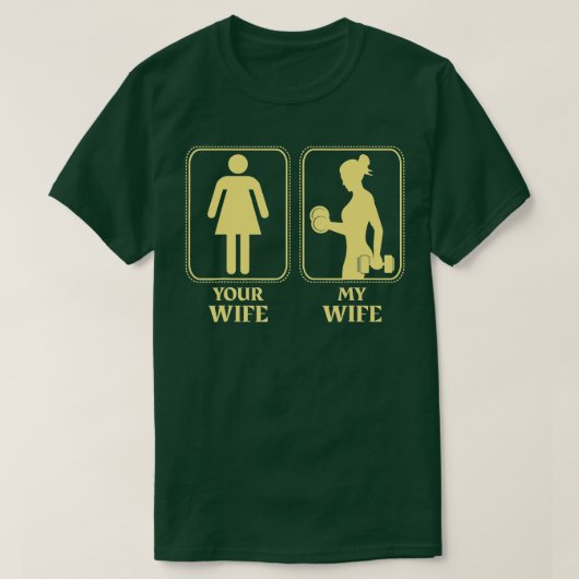 私の妻の重量挙げ女性のフィットネスジム Tシャツ (デザイン正面)
