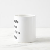 私の妻はこのコーヒータイポグラフィより暑い コーヒーマグカップ (中央)