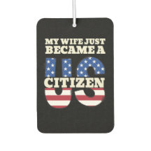 私の妻はちょうど米国市民アメリカ人にな誇りを持ったった