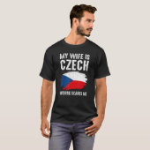 私の妻はチェコ人 何も怖くない チェコ Tシャツ (正面フル)