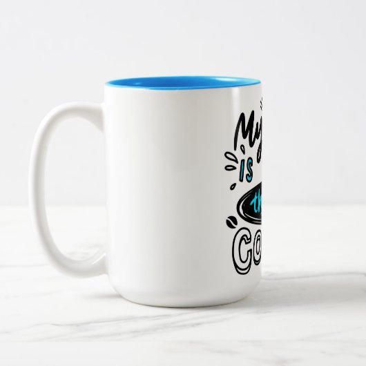 私の妻は私のコーヒーより熱い ツートーンマグカップ