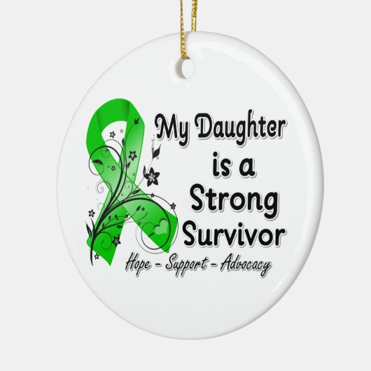 私の娘は強い生存者のグリーンリボンだ セラミックオーナメント (左)